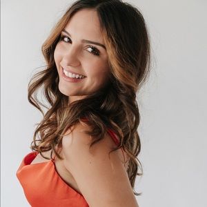 Meet your Posher, Carmen